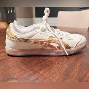 Onitsuka Tiger Tokuten